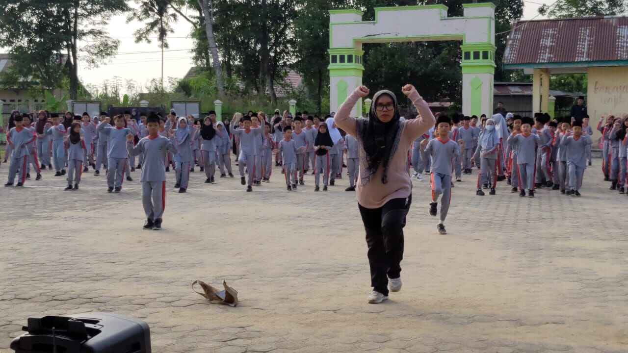 Senam Bersama Jum'at Pagi