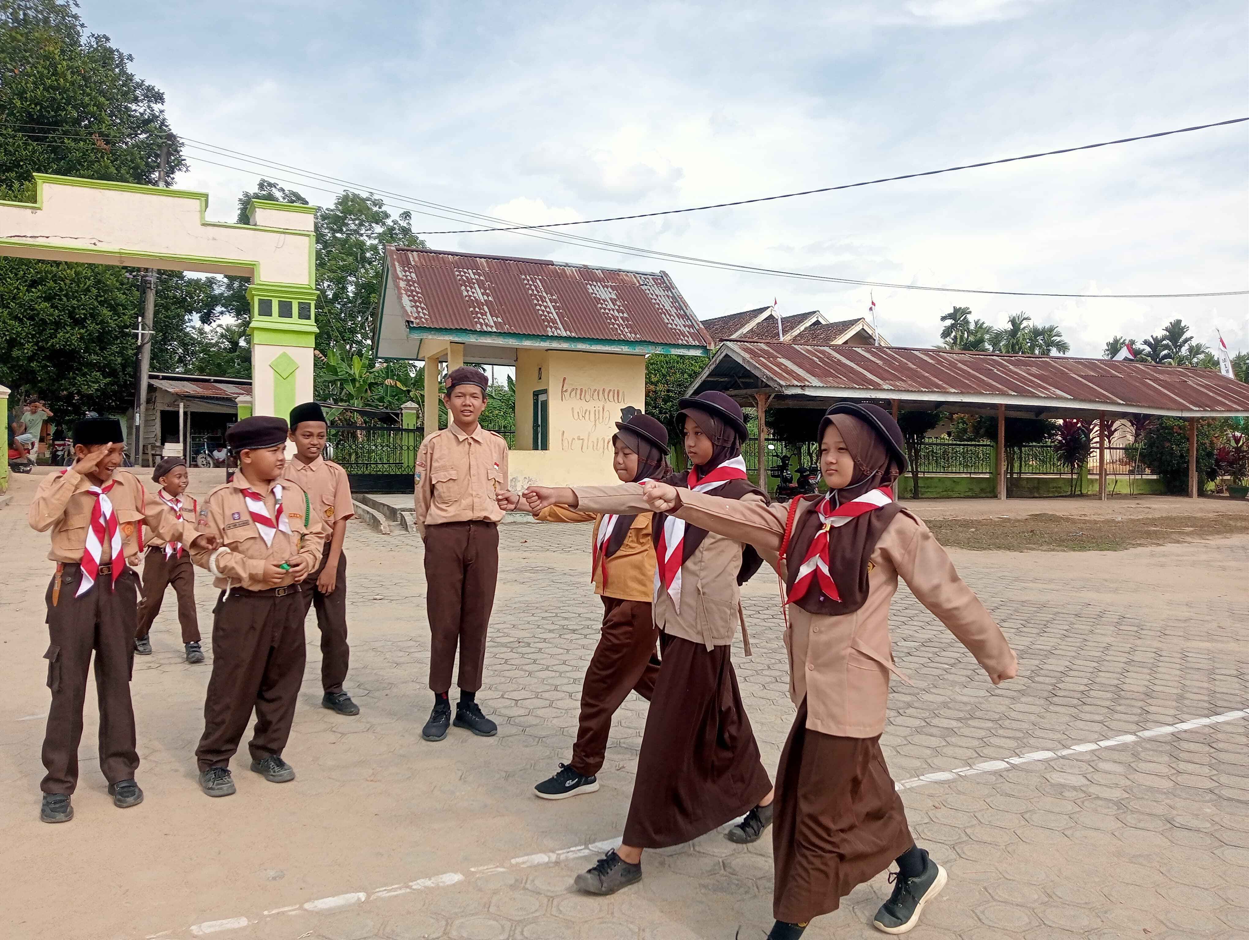 Pramuka, Latihan Baris Berbaris