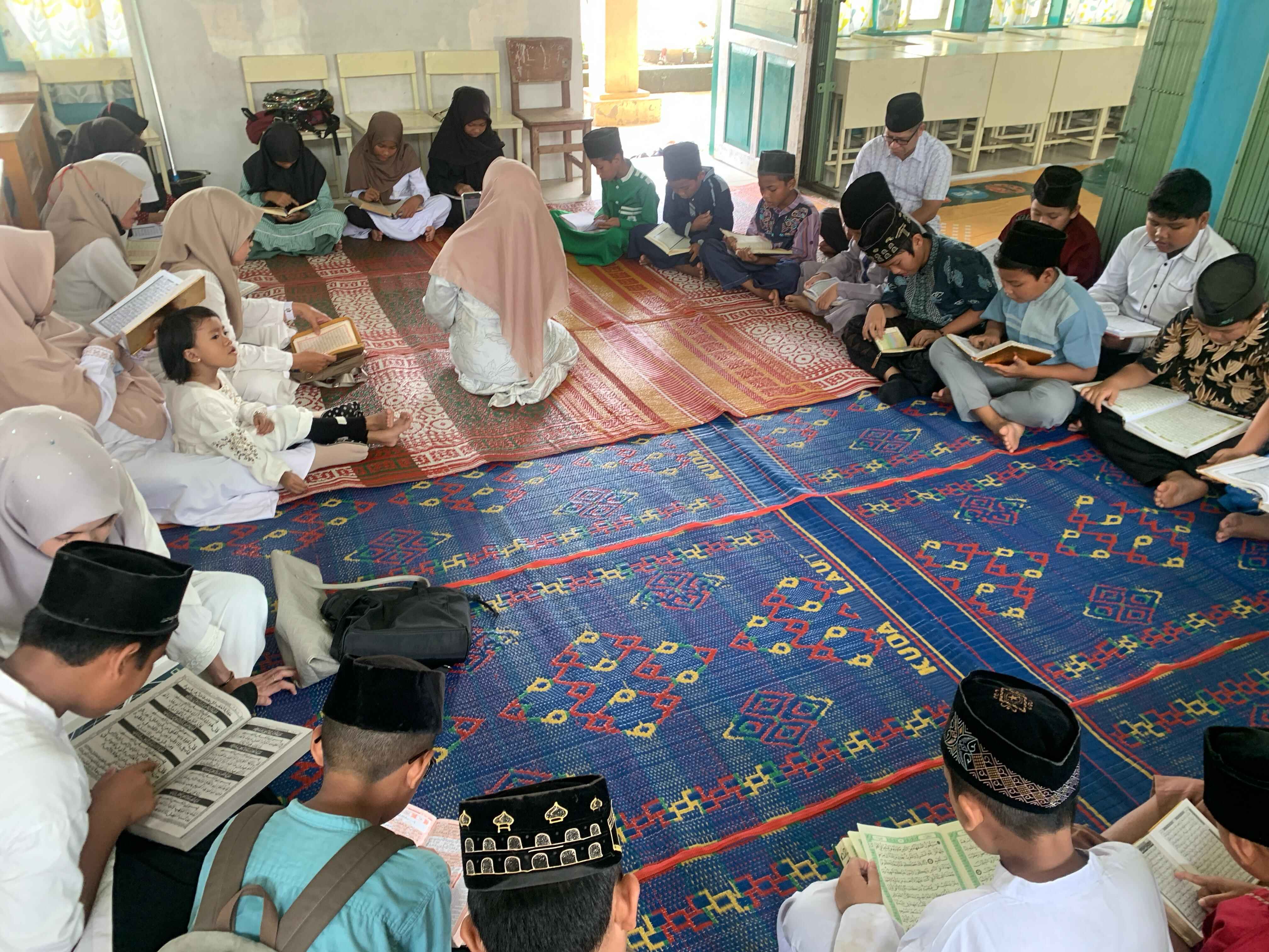 MIN 4 Muaro Jambi Turut Sukseskan Indonesia Khatam Al-Qur'an 350.000x Sehari