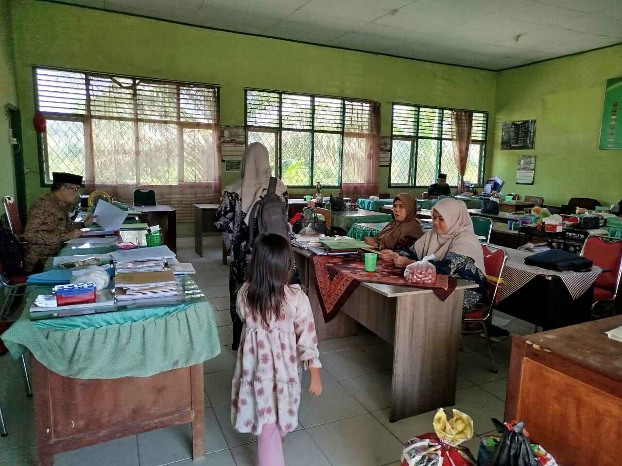 Kunjungan Pengawas Madrasah 